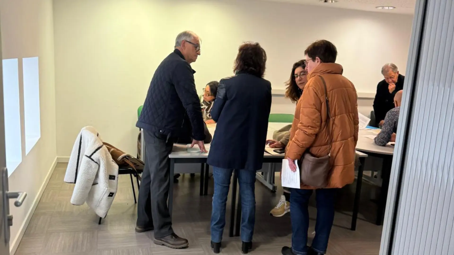 PHOTO-demandez le programme 4-actu rassembler beziers